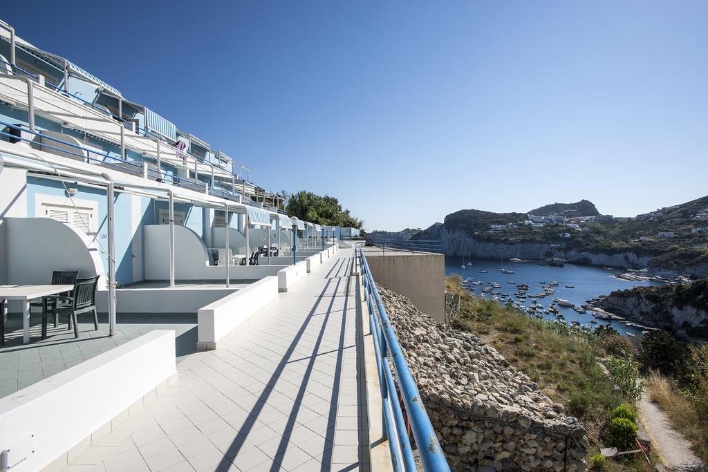 Magi - Appartamenti Maga Circe Ponza Dış mekan fotoğraf